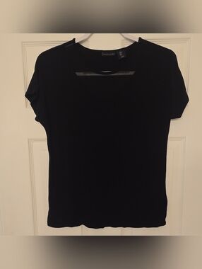 Tahari Mesh Accent V-Neck Short Sleeve Top Black Women's S
